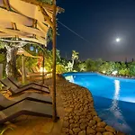Casa Del Sole D'hotes De Charme 招待所 法翁