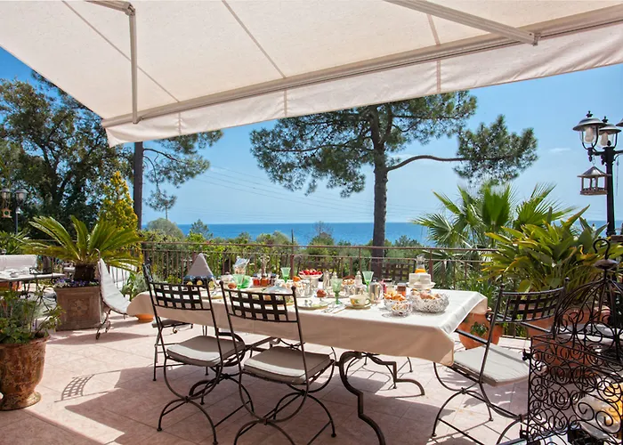 Gasthof Casa Del Sole D'hotes De Charme Favone